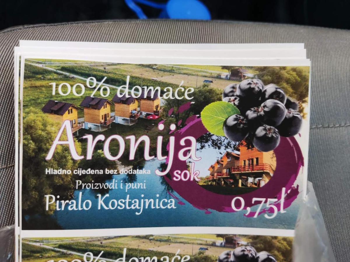 Holiday Homes Piralo Kostajnica Exterior foto